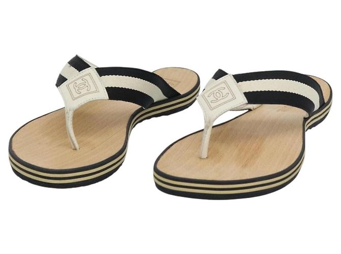 CHANEL COCO Mark Beach Sandalen Holz Beige CC Authentisch 186134M