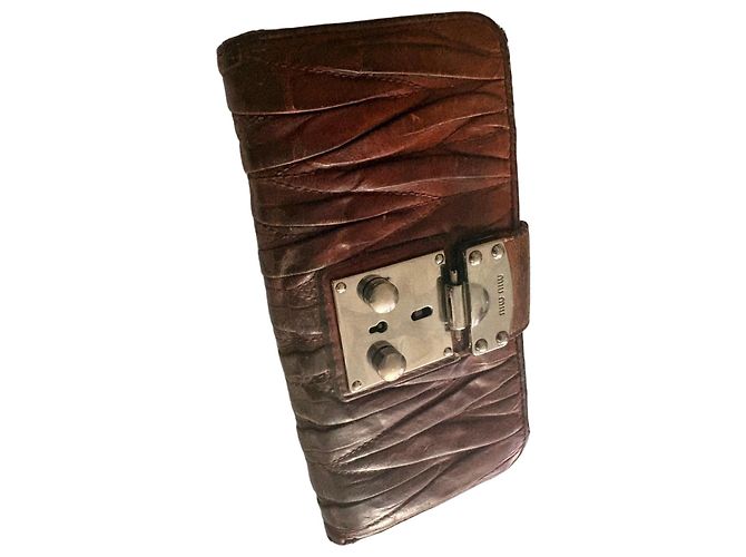 Miu Miu Burgundy Leather Clasp Wallet Brown