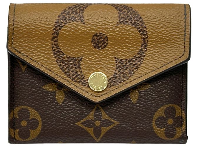 Louis Vuitton Monogram Giant Reverse Tri-fold Wallet Brown