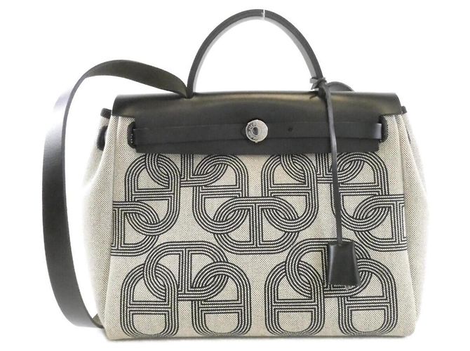 Hermès Sac à main Hermes Circuit 24 Herbag Zip PM Noir Écru