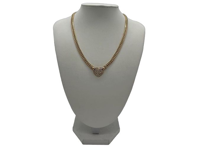 Colar Piaget em Ouro 18K com Coração de Diamantes Dourado
