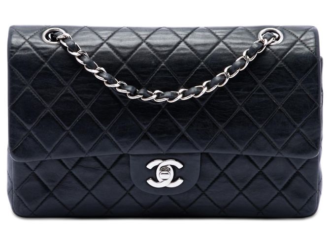 Chanel Black Medium Classic Lambskin Double Flap Preto