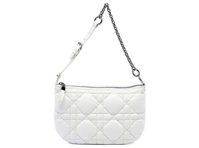 Bolsa Dior Caro Tulip em couro de vitelo branco com macrocannage Dior Mini