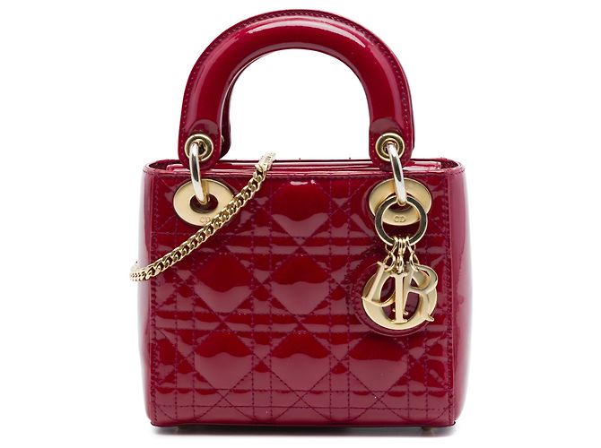 Lady Dior mini en cuir verni rouge cannage