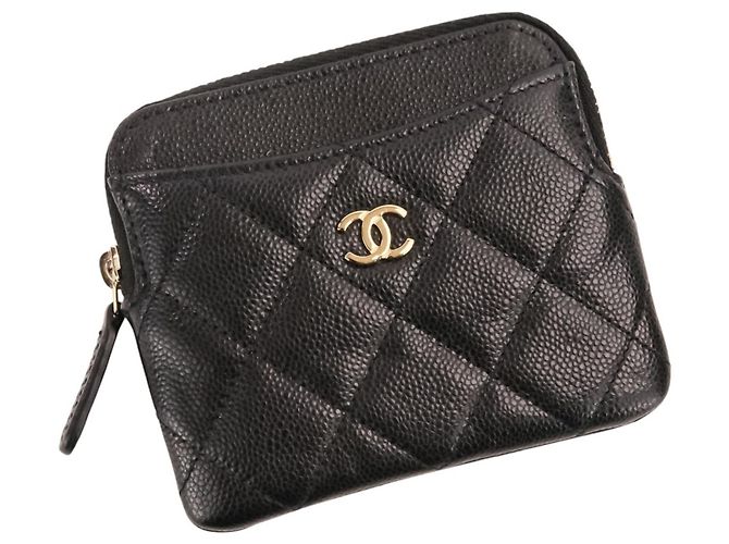 Monedero Chanel de piel de becerro granulado negro