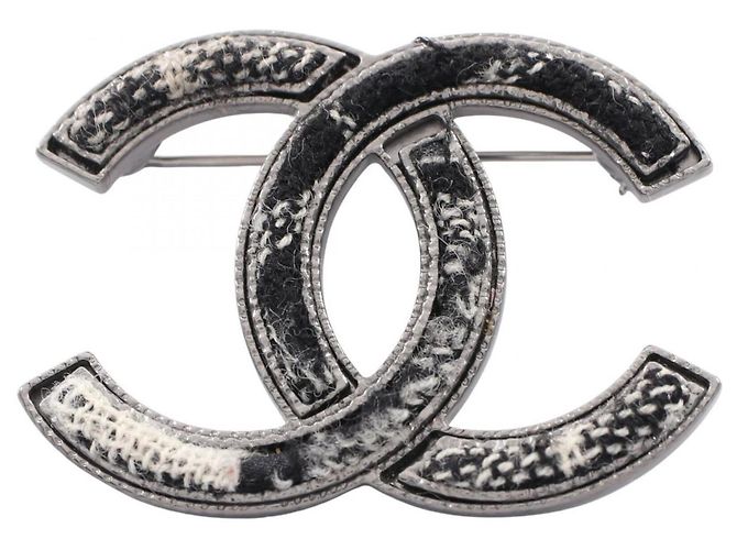 Timeless Spilla Chanel A13A Coco Mark Nero Argento