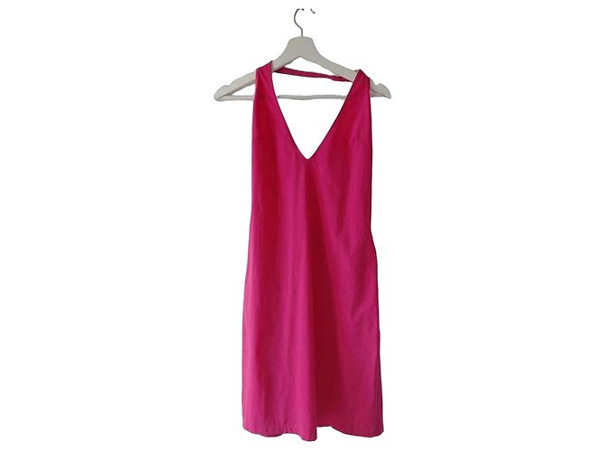 Vestido de cobertura Versace rosa shocking con anillo greca