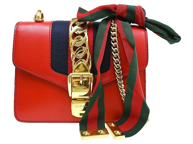 Gucci Sylvie Chain Leather Mini Rouge