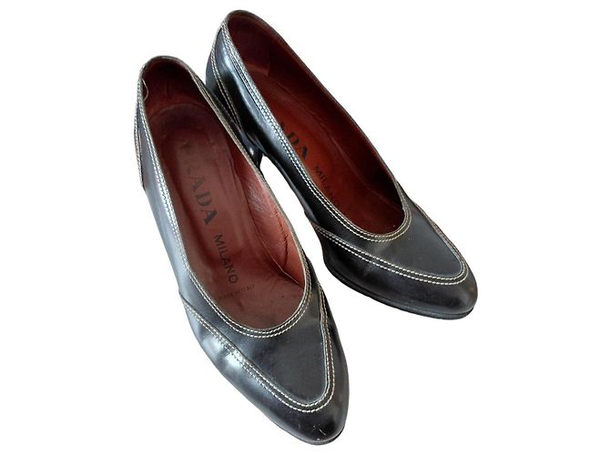 Prada Leather Contrast Stitching High Heels Black