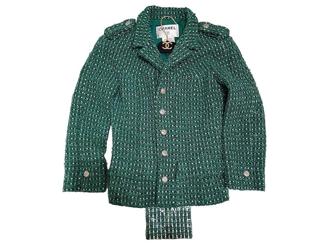 Chanel Chaqueta de tweed verde con botones CC