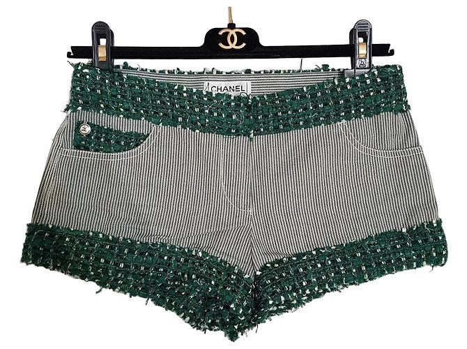 Short de tweed Chanel risca de giz com debrum verde Branco