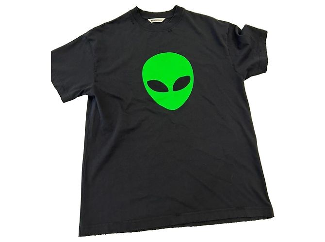 Camiseta Balenciaga Alien Negro
