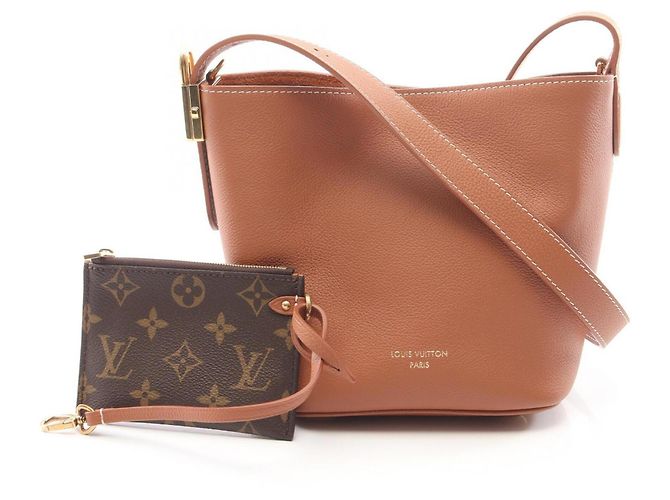Bolsa de Ombro Louis Vuitton Lowkey All In BB Marrom Conhaque