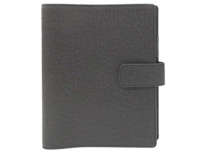 Louis Vuitton Taiga Agenda GM Organizer Grey