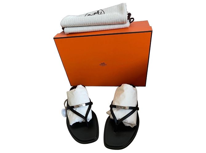Sandali Hermès Miss in pelle nera Nero