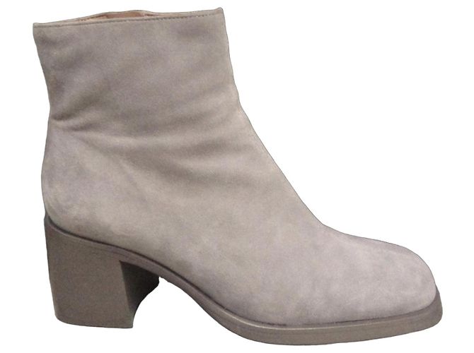 Botines Free Lance de ante Gris
