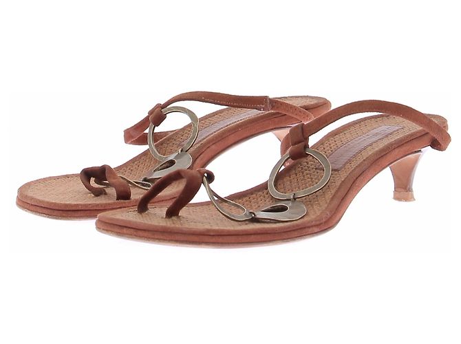Donna Karan Braune Sandaletten mit Absatz