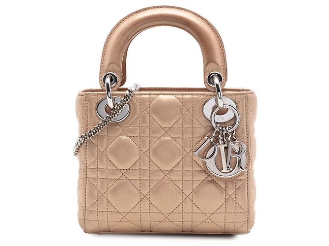 Dior Mini Lady Dior en agneau cannage irisé doré