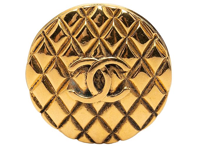 Chanel Gold CC Goldplattierte gesteppte runde Brosche Golden