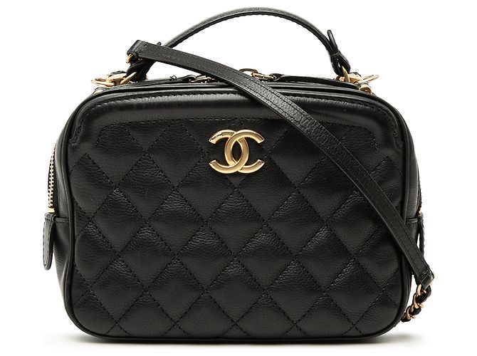 Vanity Necessaire Chanel de pele de cordeiro matelassê Small Black CC com alça e corrente Preto