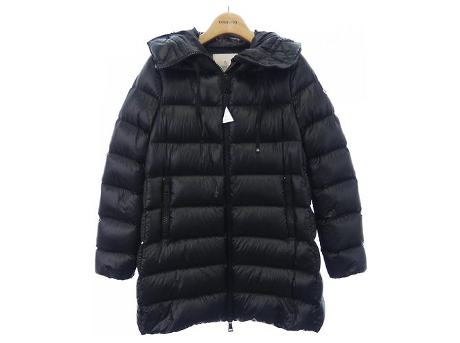 Moncler SUYEN Down Coat Black