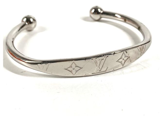 Louis Vuitton Silberner Charm-Armband