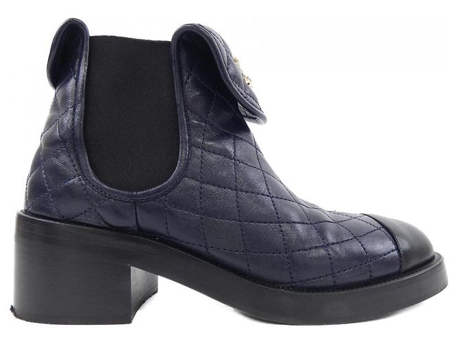 Timeless Chanel ANKLE BOOTS Lambskin Boots Blue Navy blue