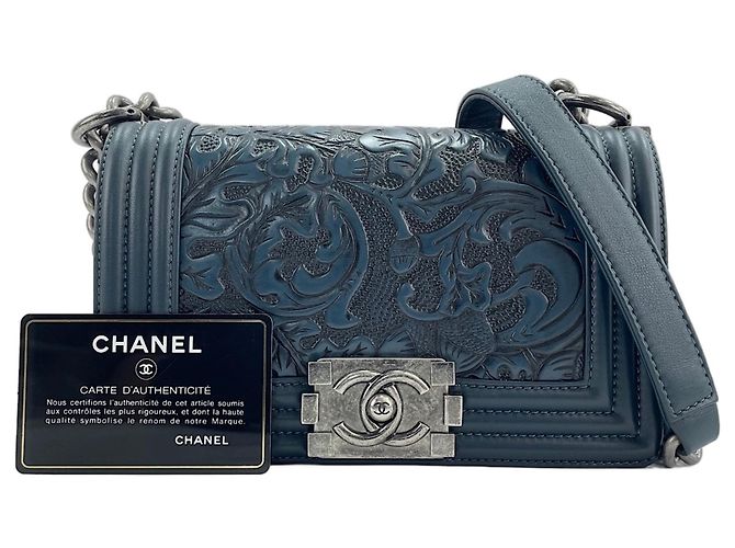 Bolso de hombro Chanel Boy Small en azul