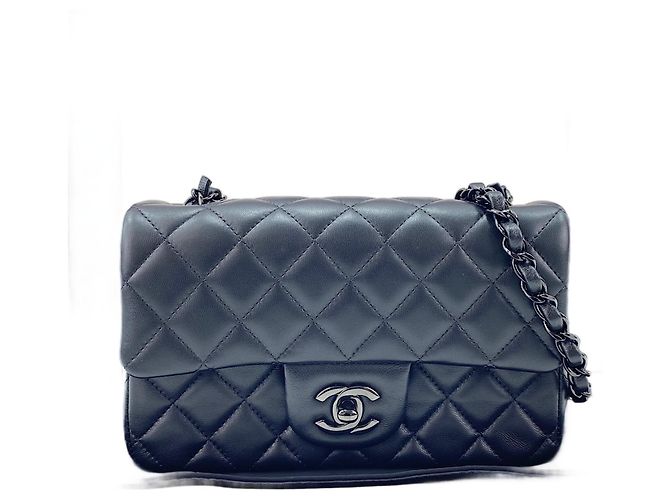Borsa a Spalla Chanel Mini Matelassé Nero