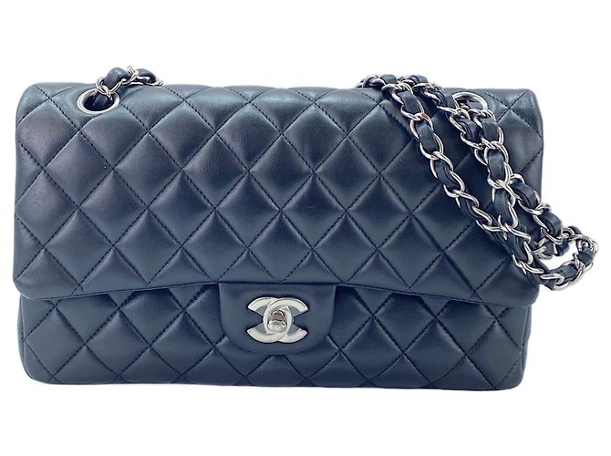 Borsa a tracolla Chanel Matelassé 25 Nero