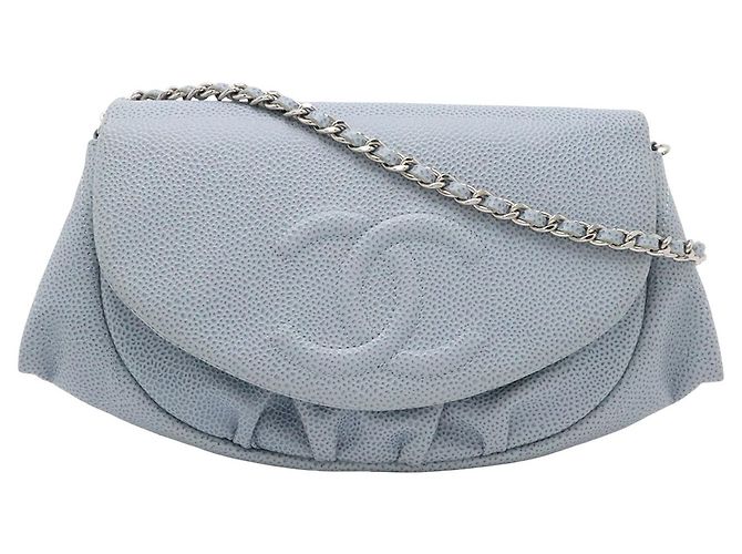 Chanel Blue CC Caviar Half Moon Wallet on Chain Blau Hellblau