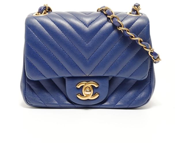 Borsa a tracolla Chanel in agnello Chevron Blu