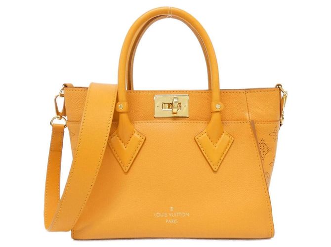 Bolsa Louis Vuitton On My Side PM Laranja