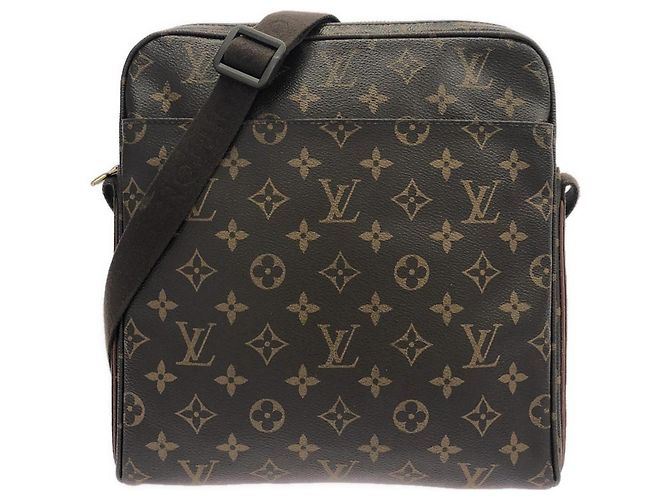 Bolsa de Ombro Louis Vuitton Monogram Trotteur Bobour Marrom