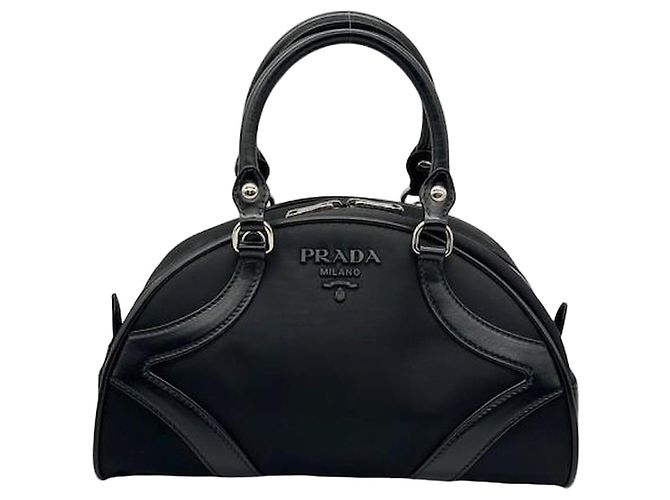 Prada Bowler Bag aus schwarzem Nylon und Leder