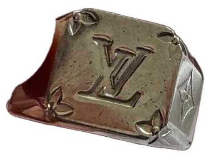 Louis Vuitton chevalière monogramme Argenté 
