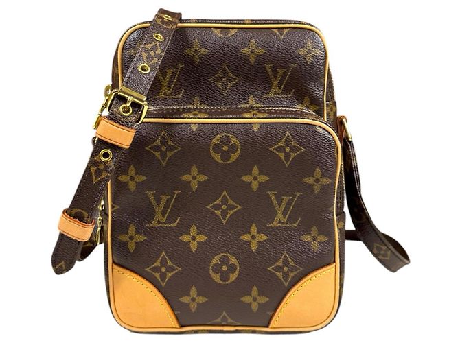 Bolsa de Ombro Louis Vuitton Amazon Monogram Marrom