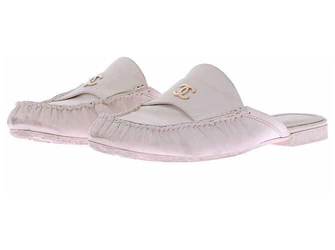 Chanel Mocassins abertos creme Bege