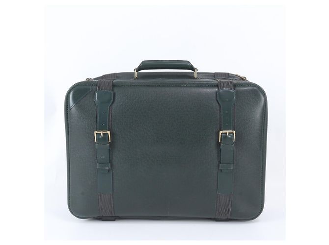 Louis Vuitton Taiga Satellite 53 Handtasche