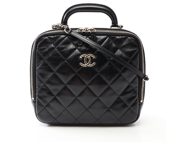 Timeless Bolsa de ombro Chanel Matelassé com alça de mão Preto
