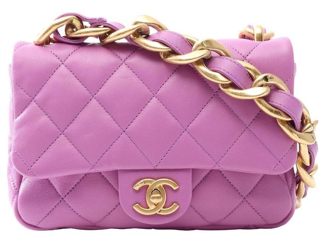 Bols Chanel Matelassé em couro roxo