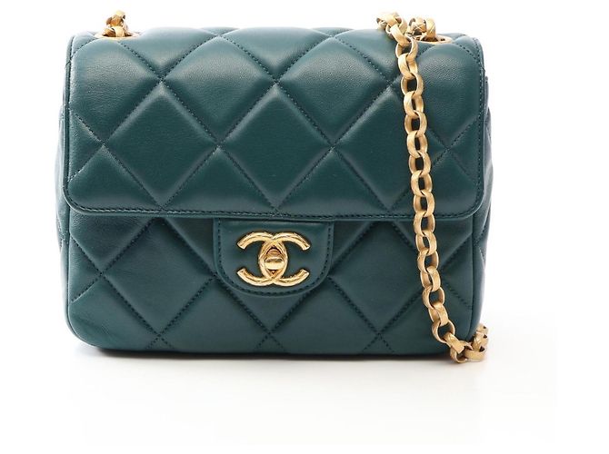 Borsa a tracolla Chanel Matelassé verde