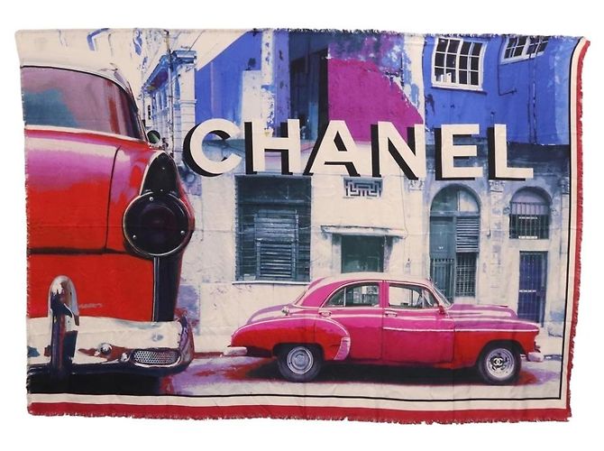 Lenço de formato grande CHANEL Lenço de seda Azul CC Auth ka4900V
