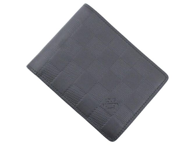 Louis Vuitton Bi-Fold Wallet in Damier Infini Black