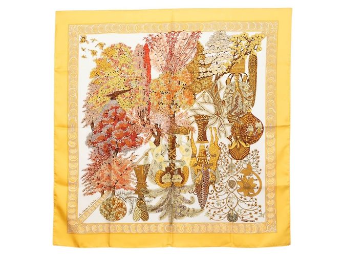 Hermès Hermes Carre 90 Les Legendes de L'Arbre Sciarpa in seta Multicolore Giallo