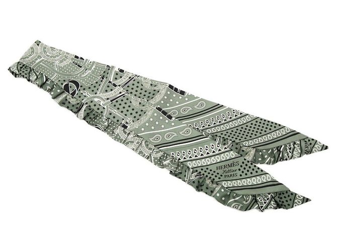Hermès Hermes Twilly Frill Eperon d'Or Bandana Nero Bianco Verde