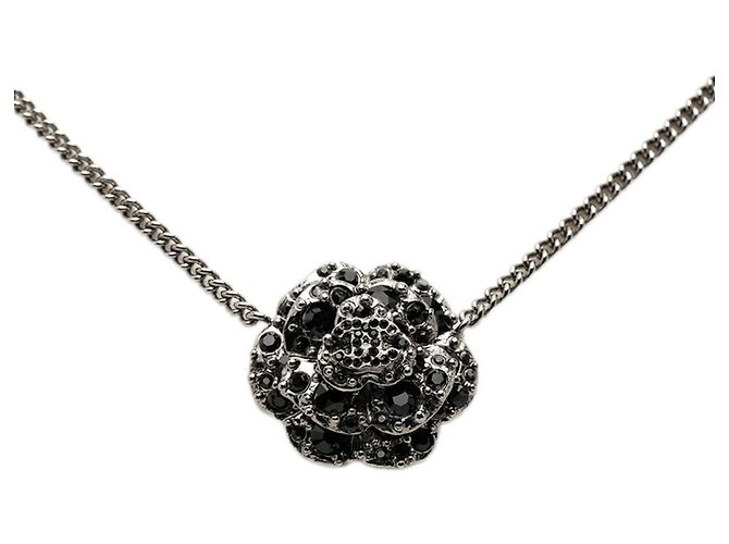 Collana Chanel Camellia Coco Mark Nero Argento