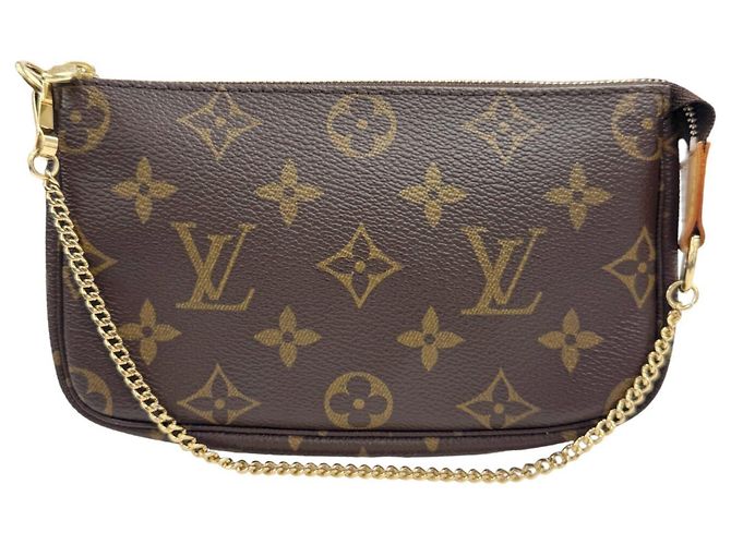Louis Vuitton Mini Pochette Accessoires Marron