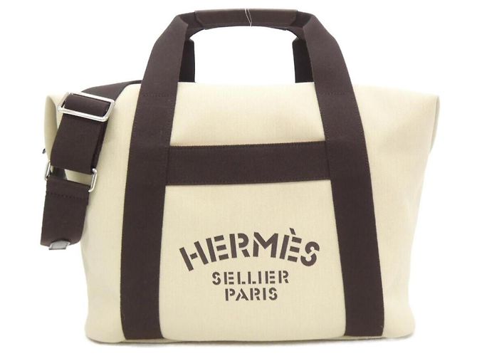 Hermès Groom Handtasche Beige Canvas Rot