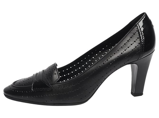 Chanel Black perforated leather pumps - size EU 40.5